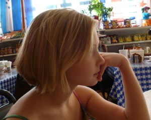 Elanor_08-2011_01 copy