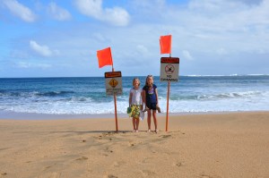 Girls-37-TunnelsBeach copy Girls-37-TunnelsBeach copy