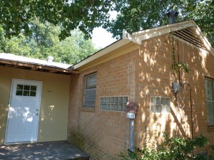 BrockettBefore-SidePorch-06 copy BrockettBefore-SidePorch-06 copy