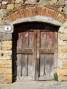 Monteriggioni-Fortress-01